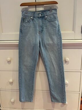 Madewell Light Blue High-Rise Straight Jeans - Classic Wash